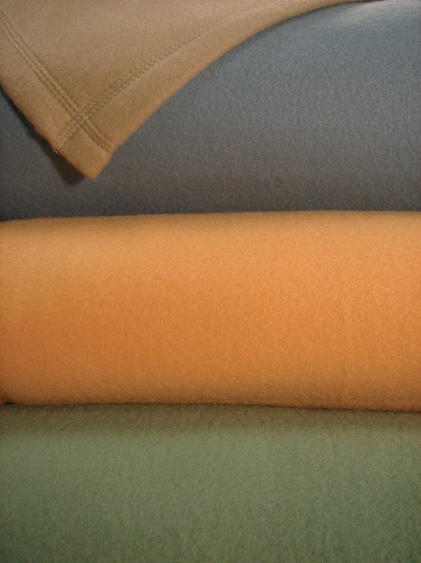 Couverture bleu 260x240 cm 350 g/m² plastique Poleco