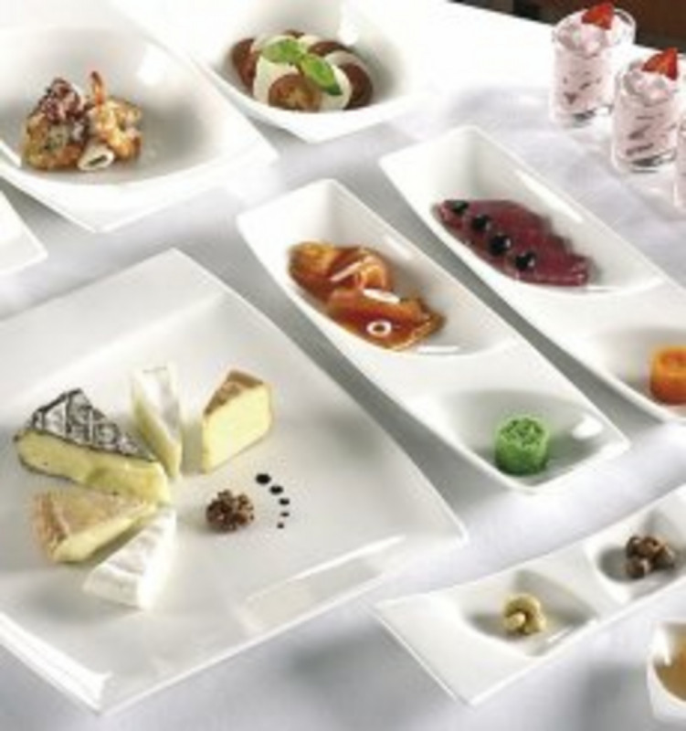 Assiette plate rectangulaire ivoire porcelaine vitrifiée 19,9x12,8 cm Mazza Rak