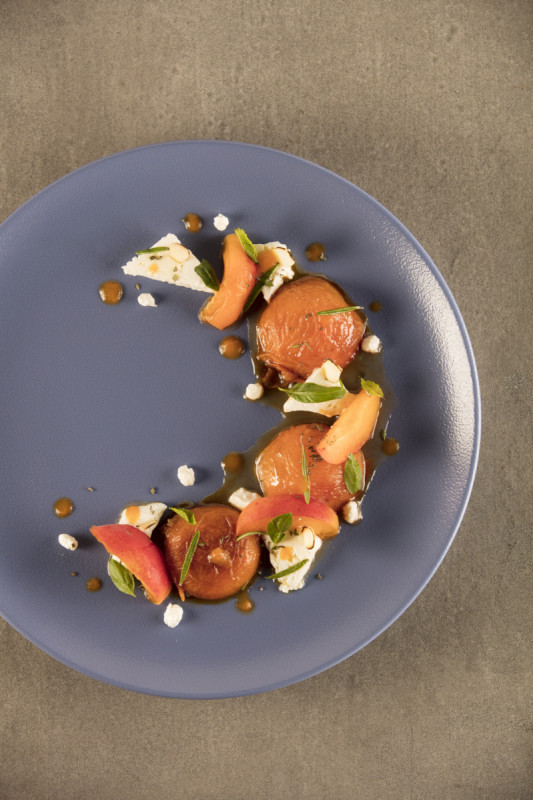 Assiette coupe creuse rond noir porcelaine vitrifiée Neo Fusion Rak