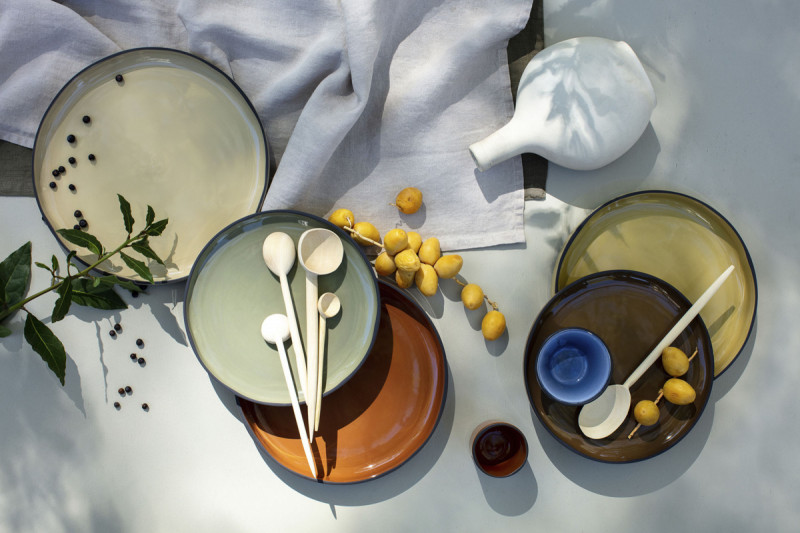 Assiette plate ovale beige porcelaine culinaire 35,5x21,8 cm Caractere Revol