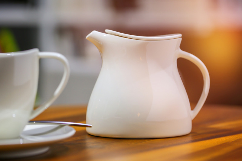 Tasse à déjeuner ivoire porcelaine vitrifiée 30 cl Ø 8,5 cm Swirls Rak