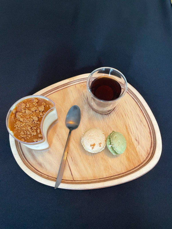 Plateau café gourmand irrégulier bouleau 26 cm De La Roca