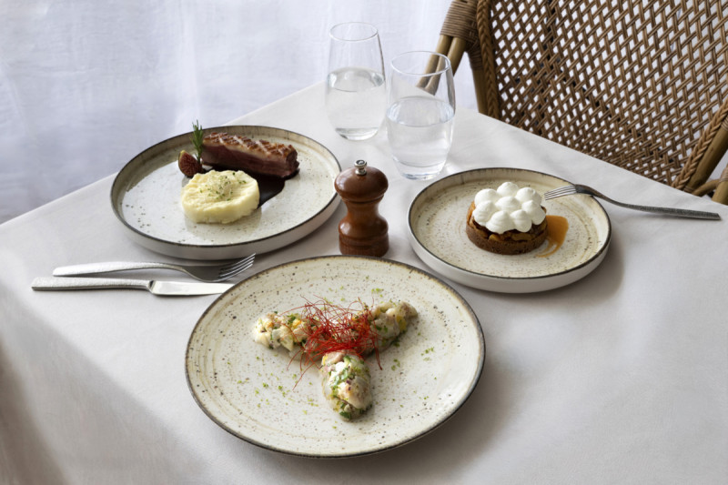 Assiette coupe rond beige porcelaine Ø 16 cm Lunéa Pro.mundi