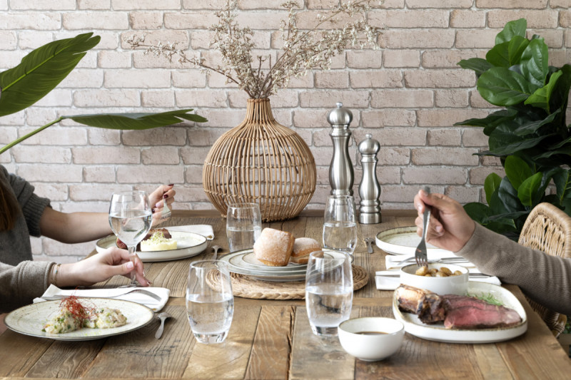 Assiette coupe rond beige porcelaine Ø 27 cm Lunéa Pro.mundi
